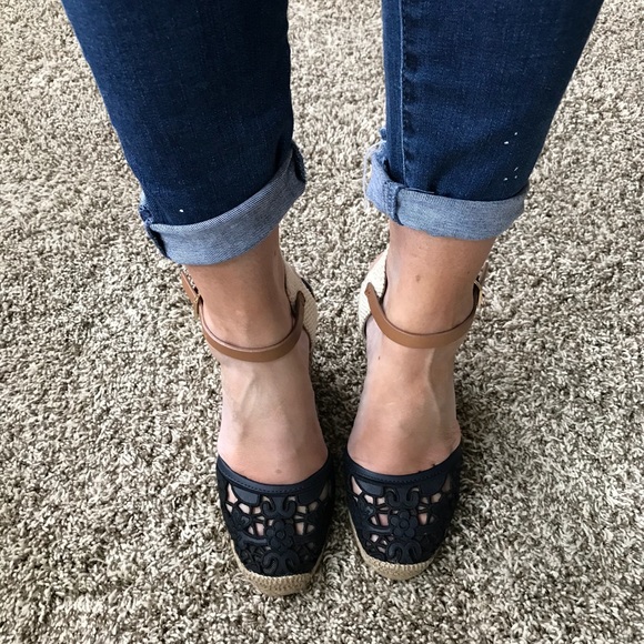 TORY BURCH LUCIA LACE WEDGE ESPADRILLE - Picture 2 of 8